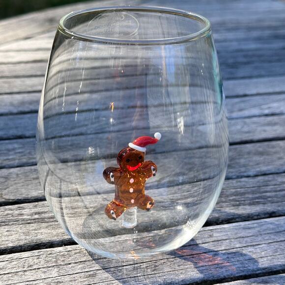New Handblown Glass Stemless Wine Glass Decorated Gingerbread Man Holiday Décor - Picture 9 of 11